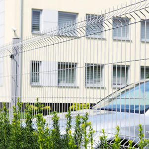 panelowe ogrodzenie kratowe 008 300x300 Wisniowski: un ingresso con stile