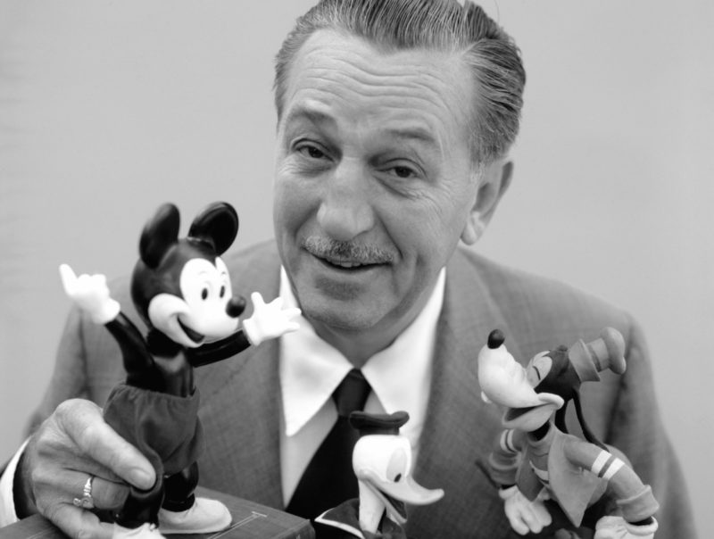 walt disney 800x604 Rubrica Portoni a 360°   Walt Disney e il sogno...nel garage