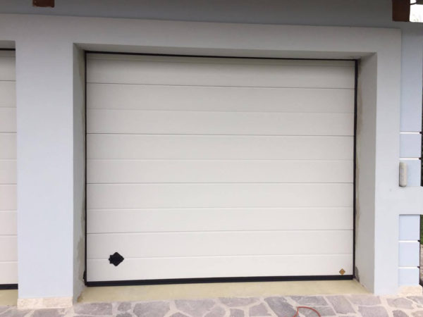 17454909 10207219380237656 1146595816 o 600x450 Persus con porta pedonale inserita
