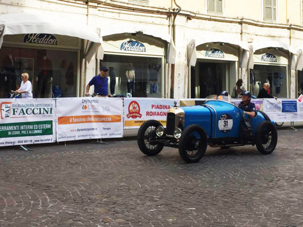 18575284 10212665768669938 648819911 o 600x450 Ferrara saluta la 1000 Miglia