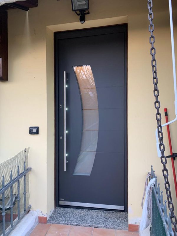 WhatsApp Image 2021 02 08 at 21.14.51 11 2 600x800 Bentornati a casa: vi aspetta il Fascino della Sicurezza