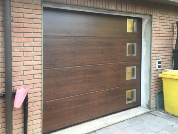 WhatsApp Image 2022 10 12 at 11.31.00 2 600x450 Portoni sezionali Wisniowski: sicurezza garage garantita al 100%